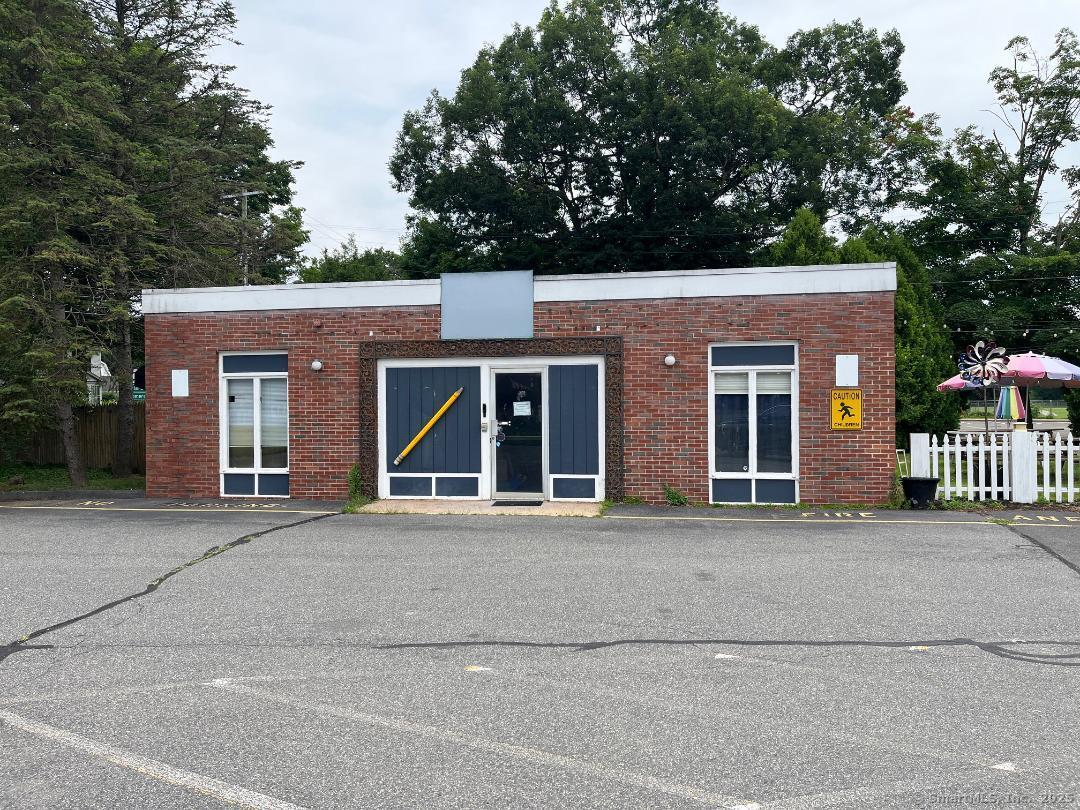 Ellington CT, 20 Church Street