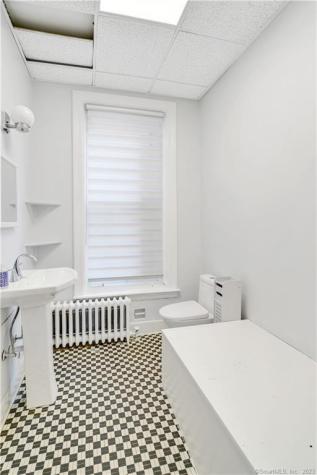 46 Washington Street Middletown CT 06457