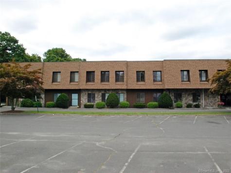 304 Federal Road Brookfield CT 06804