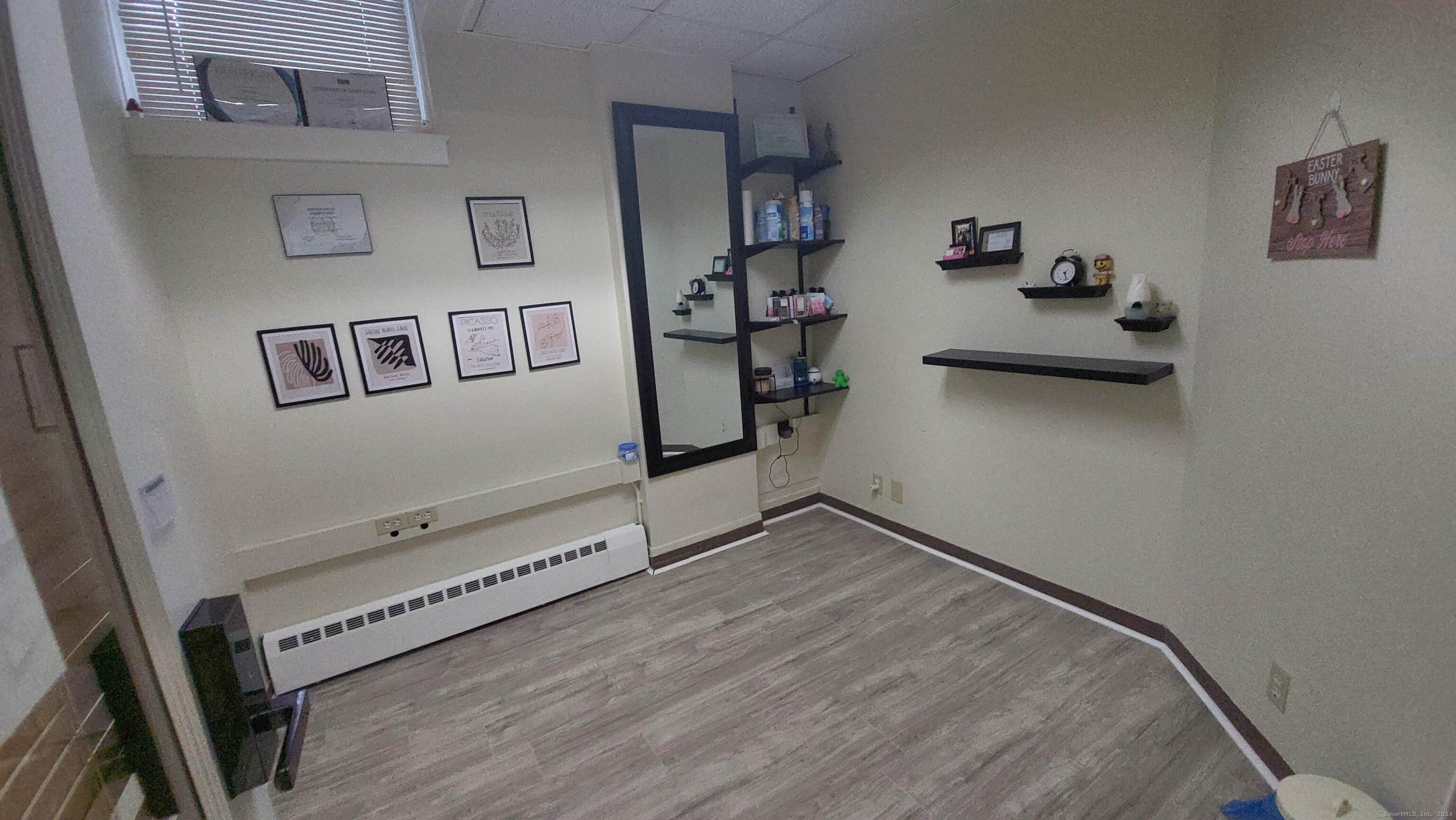 1 Circular Avenue Hamden CT 06514