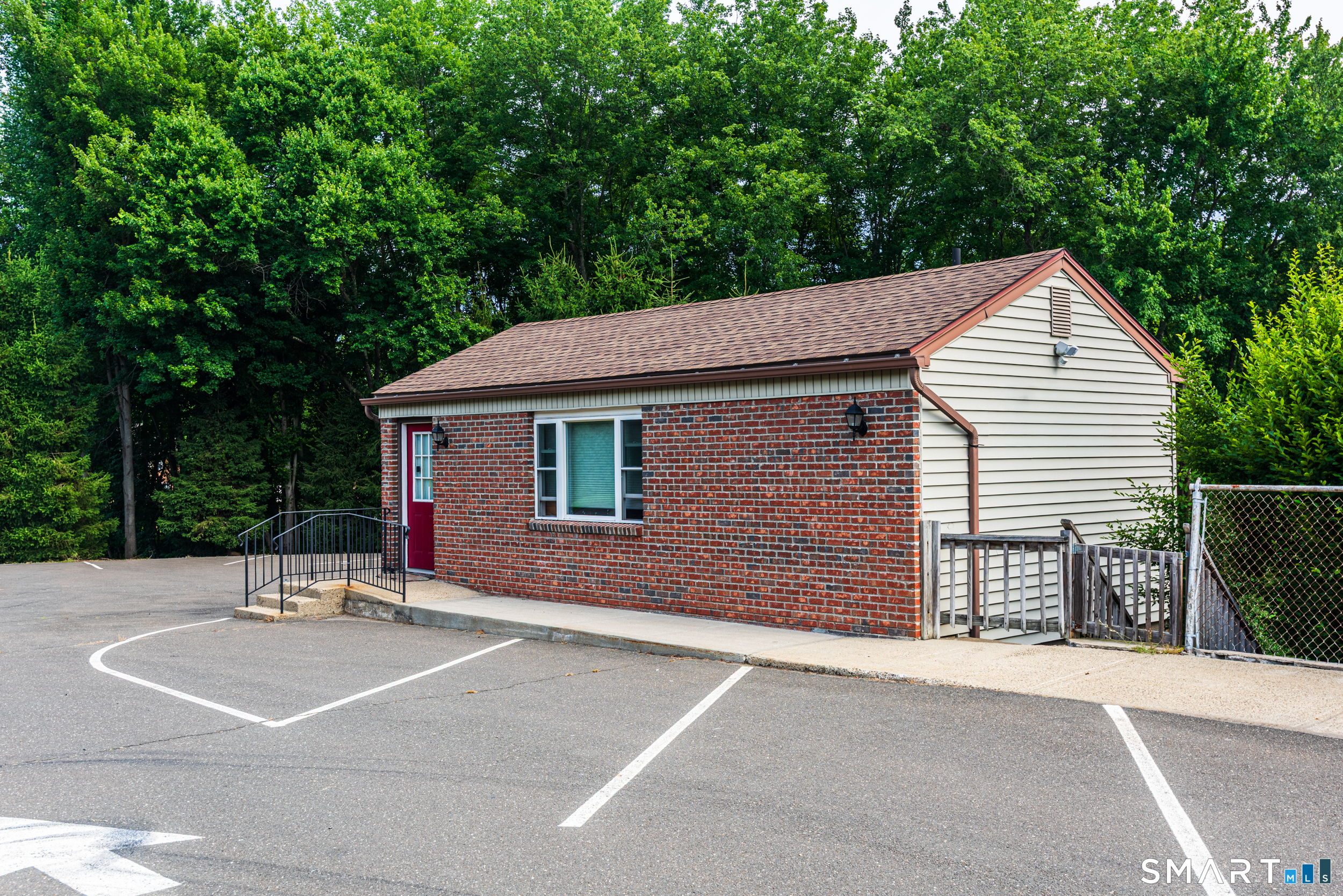 70 Main Street Monroe CT 06468