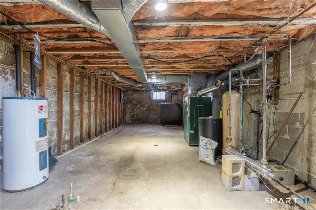 70 Main Street Monroe CT 06468