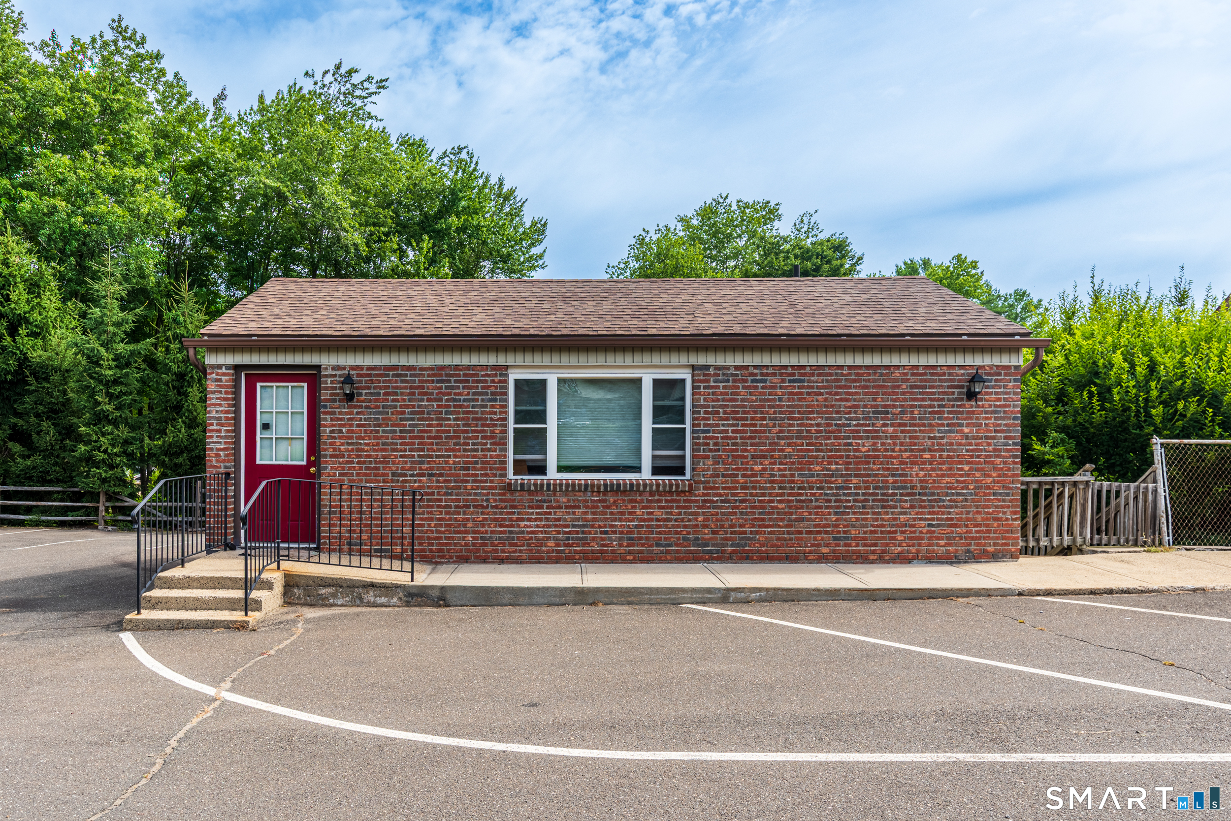 70 Main Street Monroe CT 06468