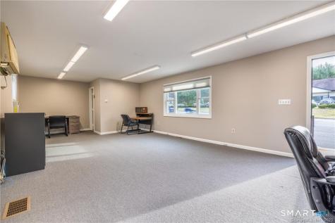 70 Main Street Monroe CT 06468