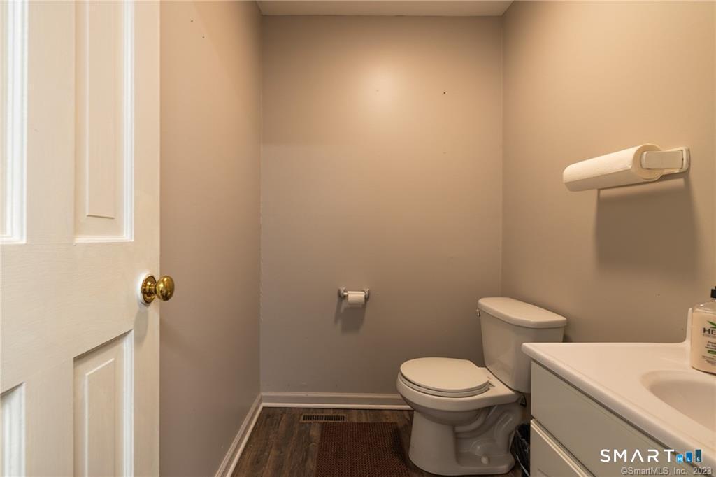 70 Main Street Monroe CT 06468