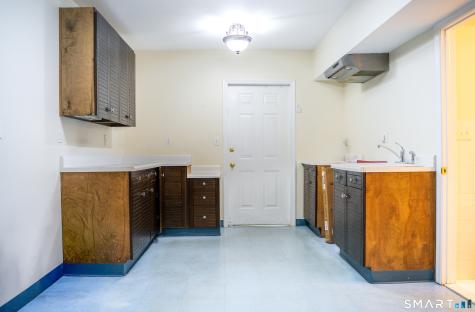 2563 Main Street Stratford CT 06615