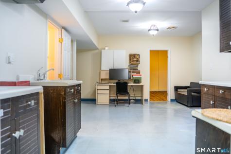 2563 Main Street Stratford CT 06615