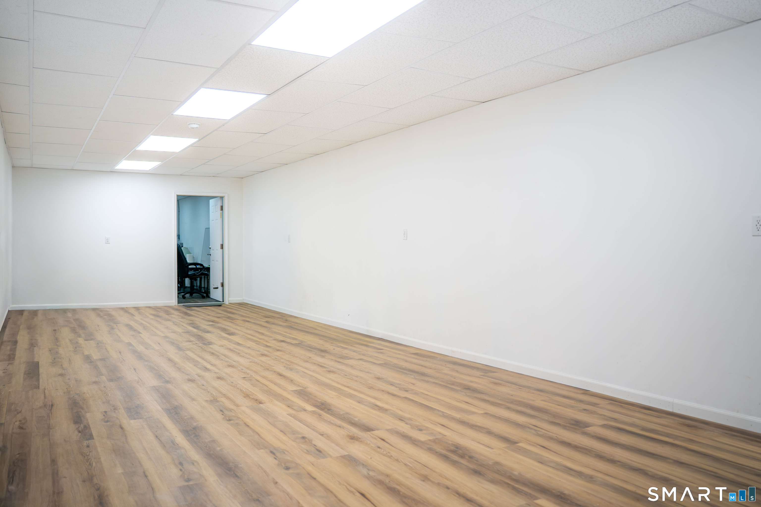 2563 Main Street Stratford CT 06615