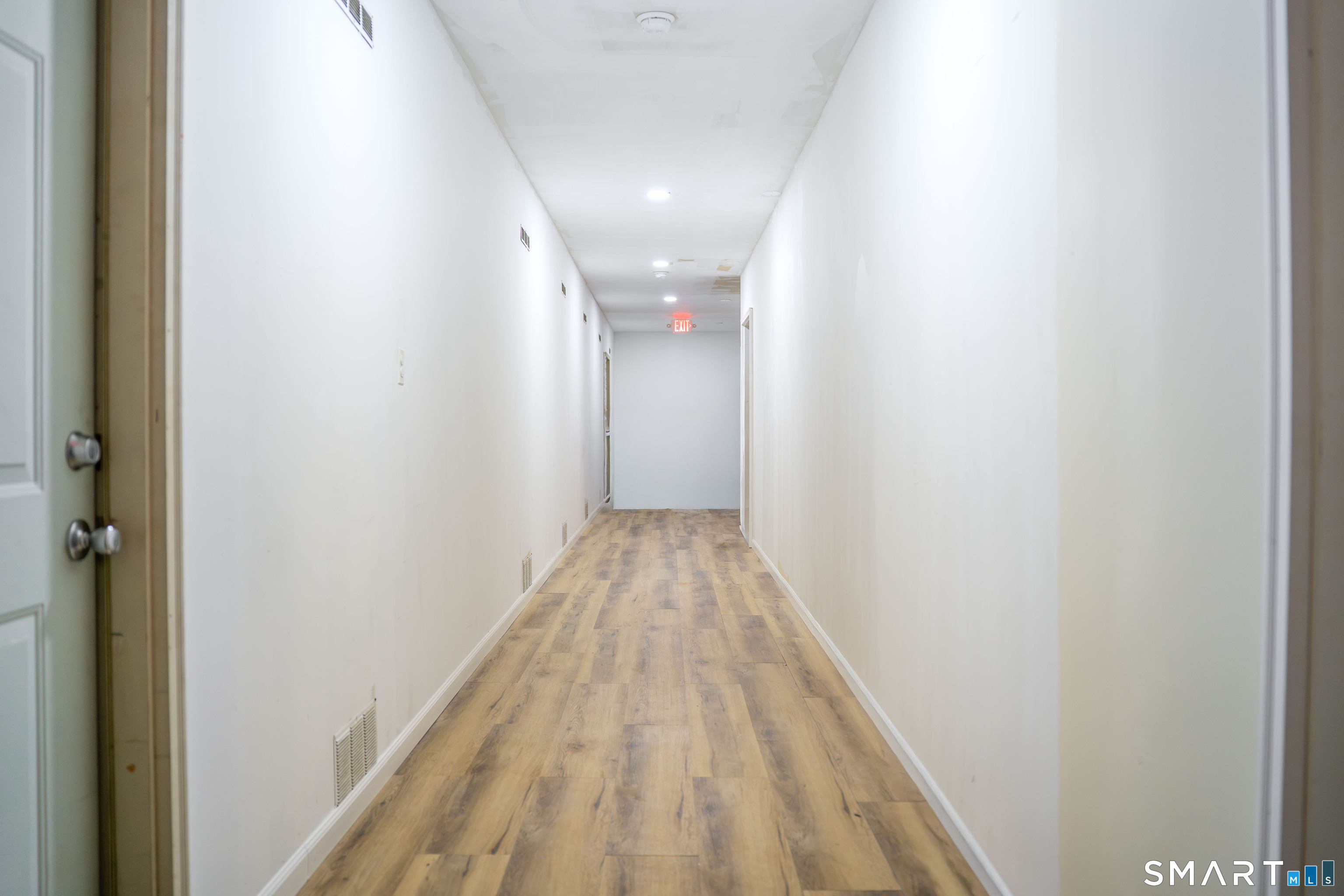 2563 Main Street Stratford CT 06615