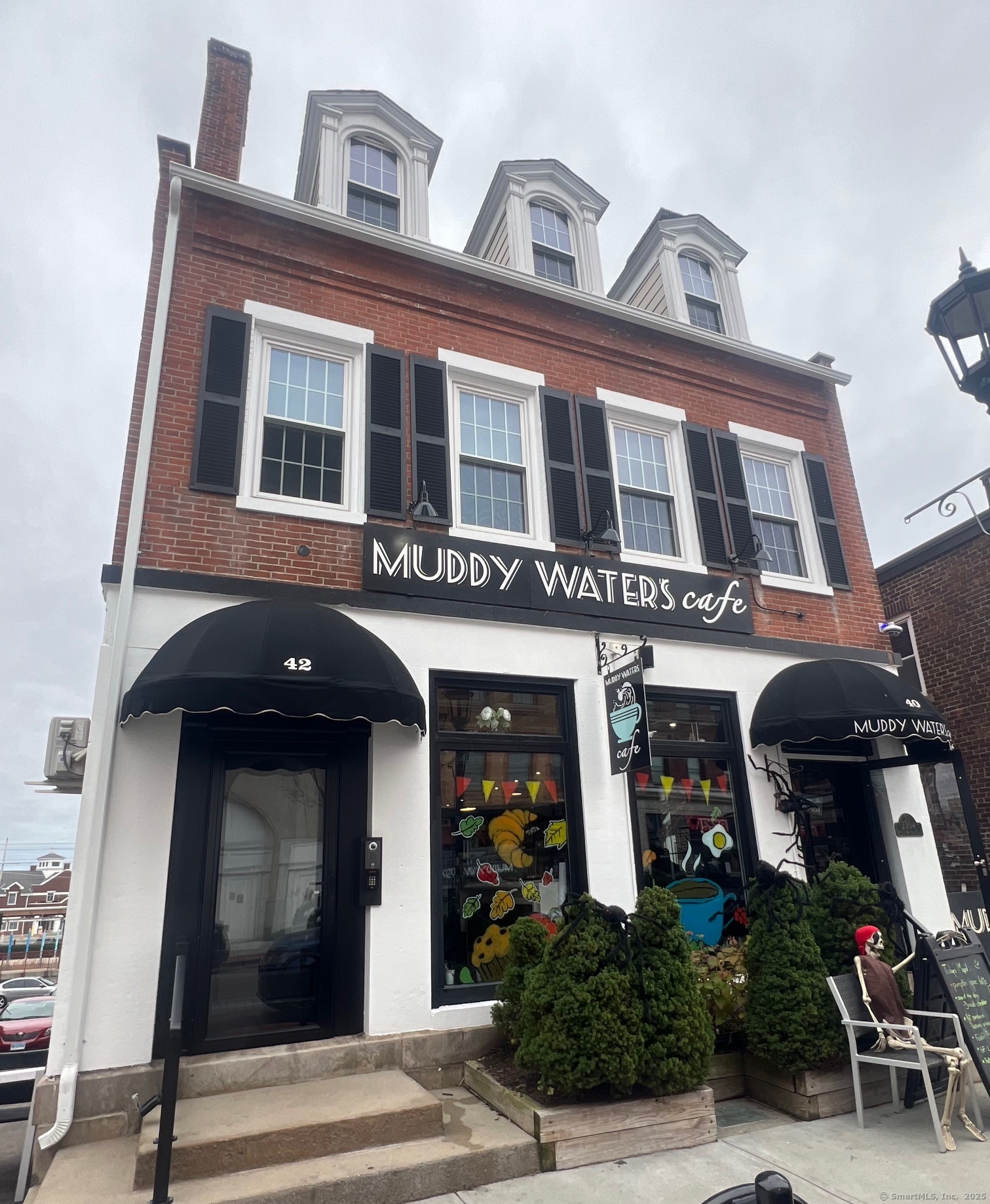 40 Bank Street New London CT 06320