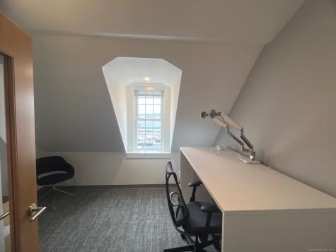 40 Bank Street New London CT 06320