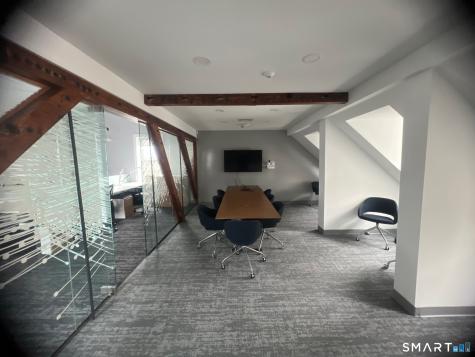 40 Bank Street New London CT 06320