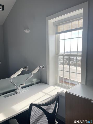 40 Bank Street New London CT 06320