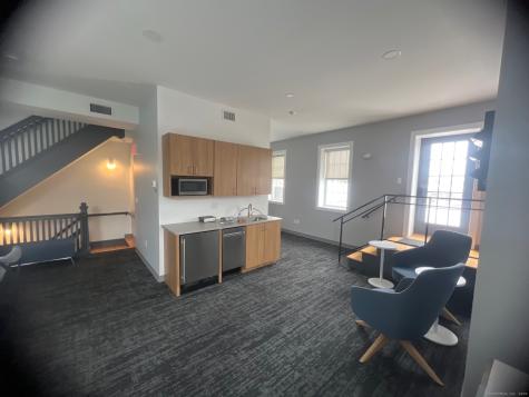 40 Bank Street New London CT 06320