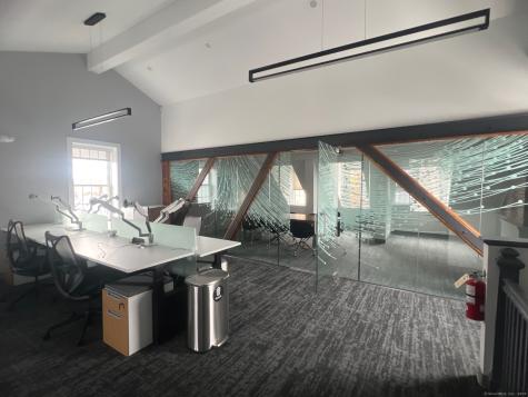 40 Bank Street New London CT 06320