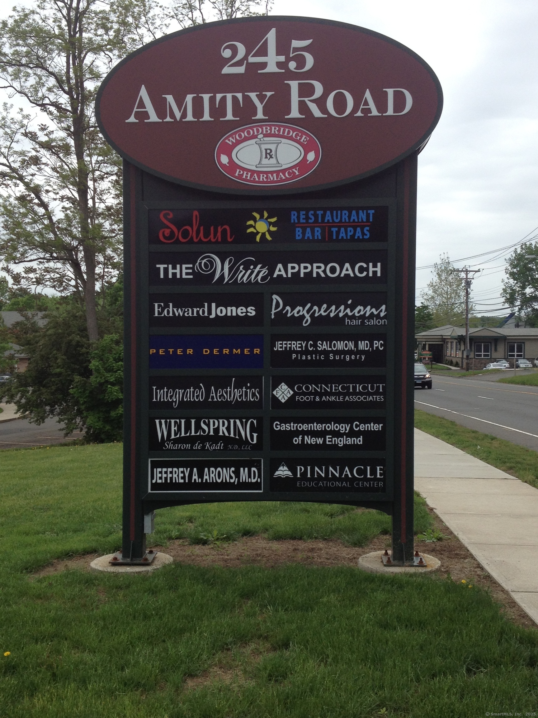 245 Amity Road Woodbridge CT 06525