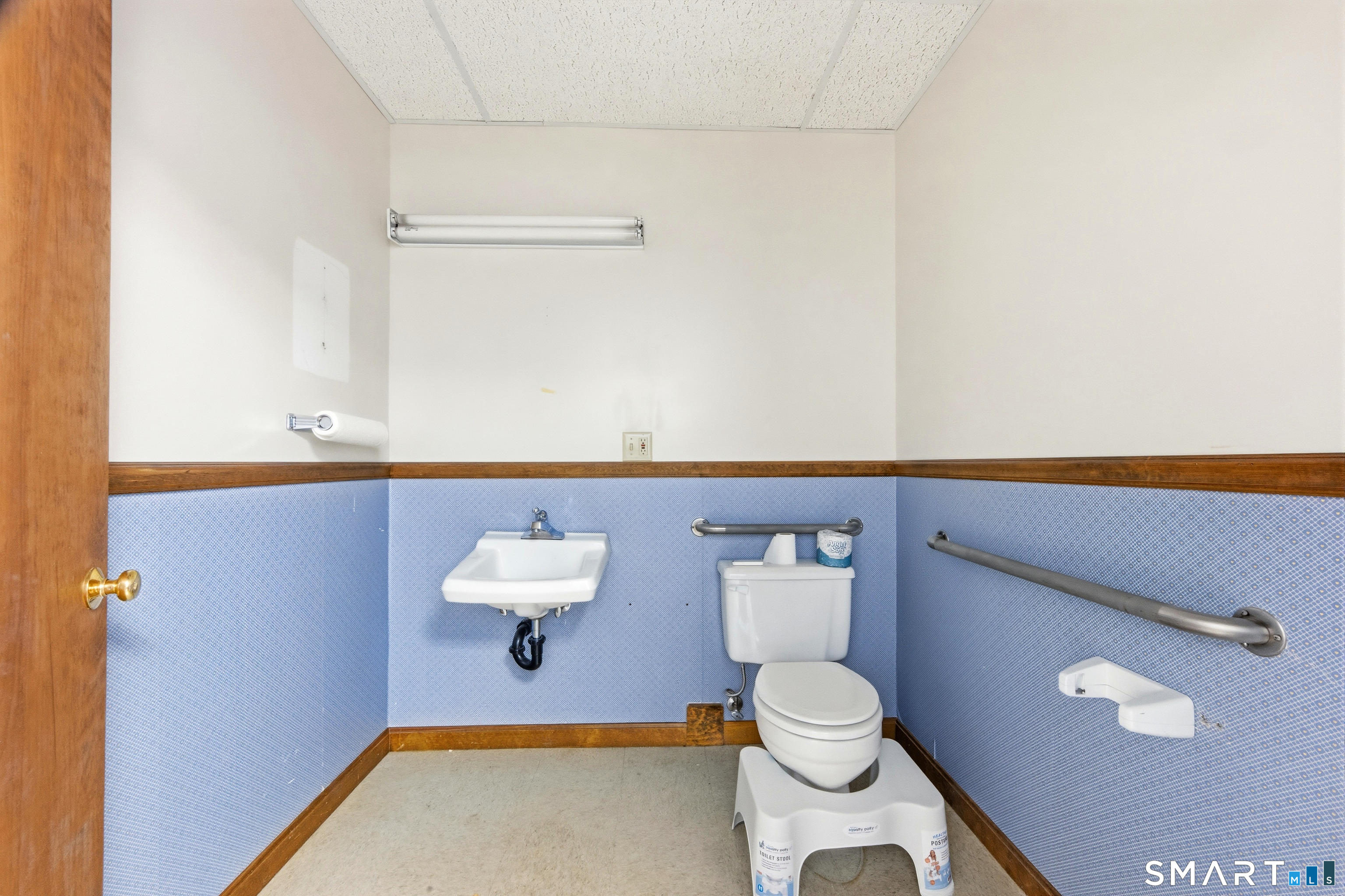 41 Kings Highway Ledyard CT 06335