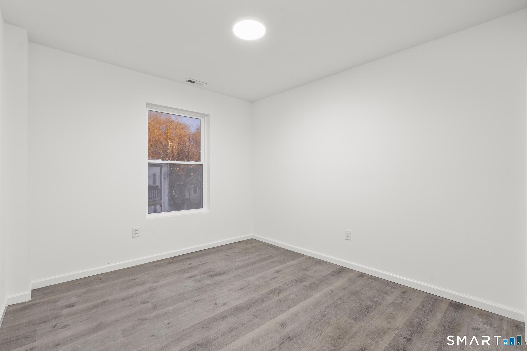 12 Ferry Street New Haven CT 06513
