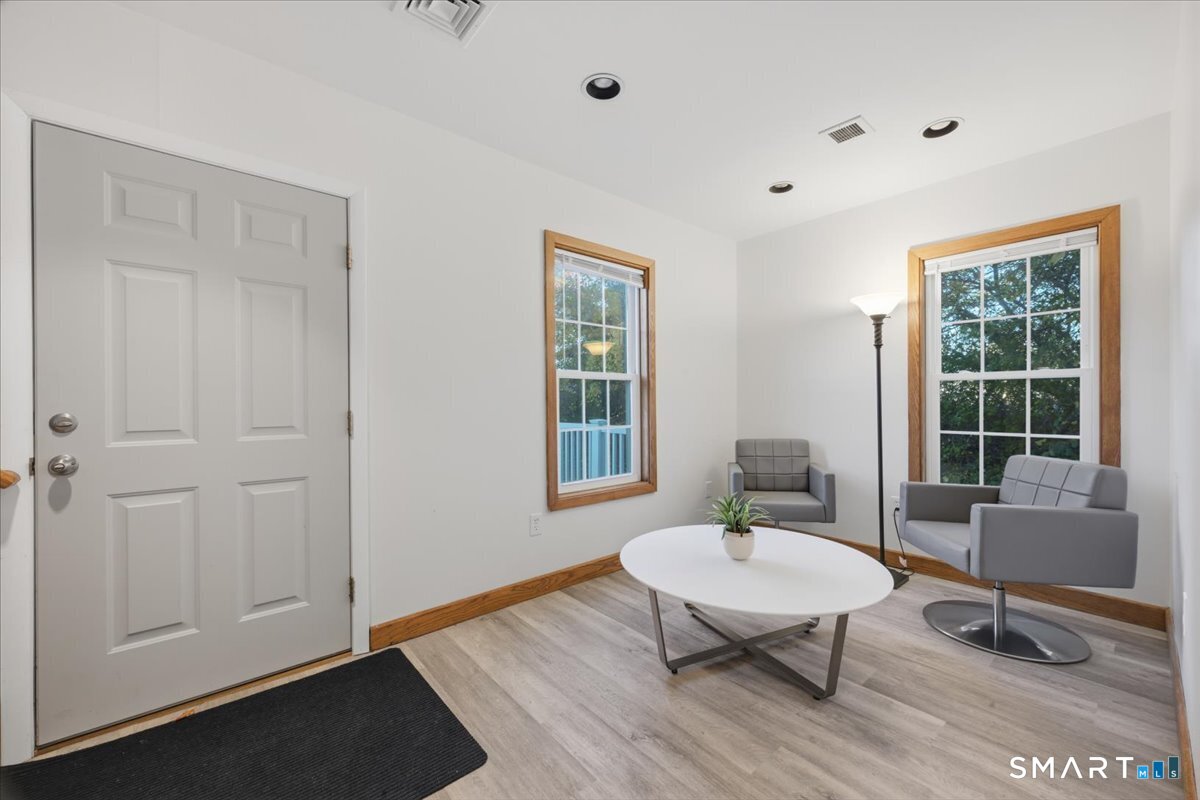 123 Elm Street Old Saybrook CT 06475