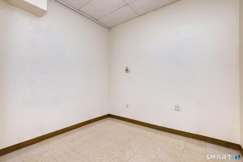 236 Boston Post Road Orange CT 06477