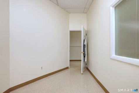 236 Boston Post Road Orange CT 06477