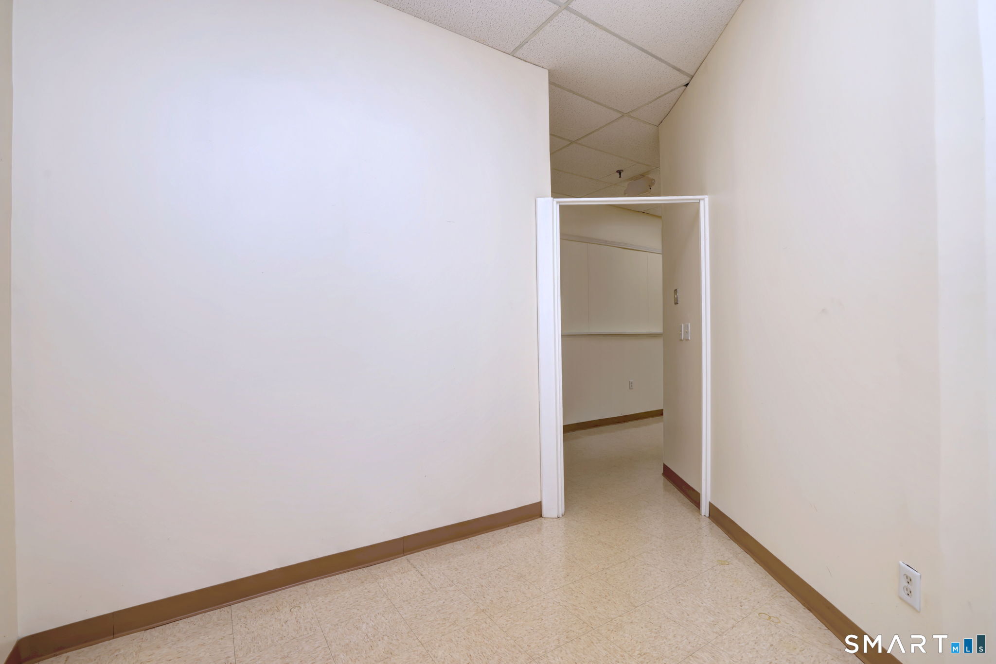 236 Boston Post Road Orange CT 06477