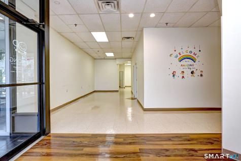 236 Boston Post Road Orange CT 06477
