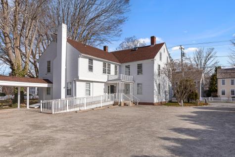 28 Main Street Essex CT 06426