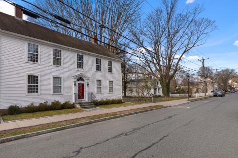28 Main Street Essex CT 06426