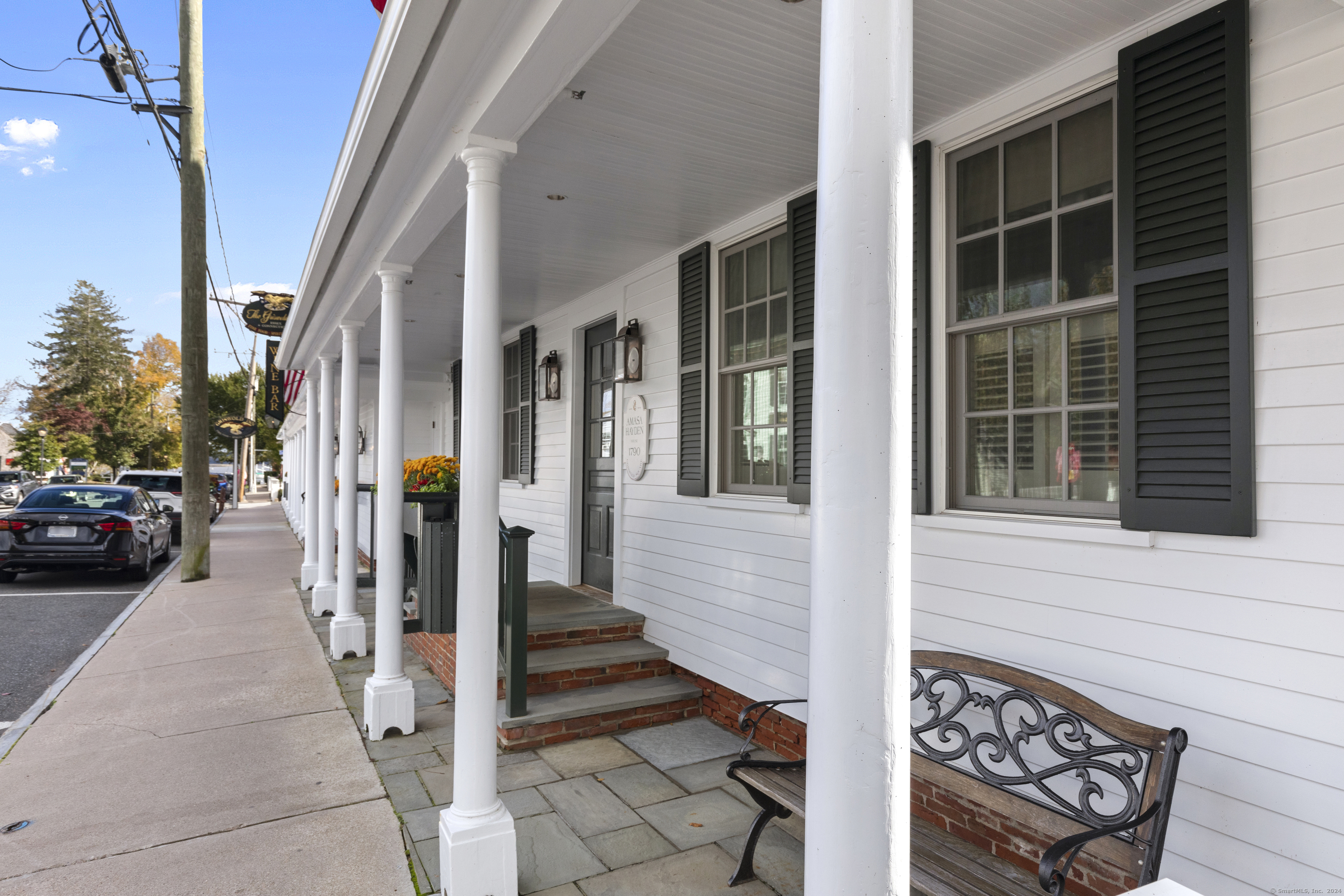 28 Main Street Essex CT 06426
