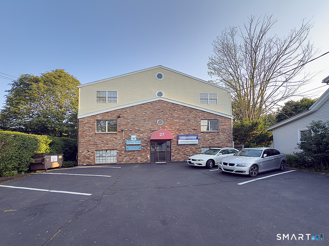 27 Lucy Street Woodbridge CT 06525