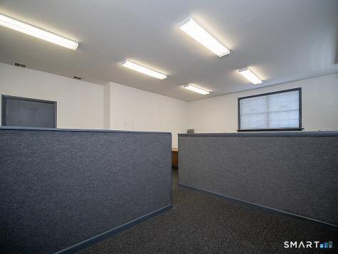 27 Lucy Street Woodbridge CT 06525