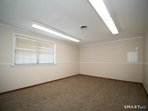 27 Lucy Street Woodbridge CT 06525
