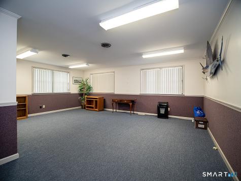27 Lucy Street Woodbridge CT 06525