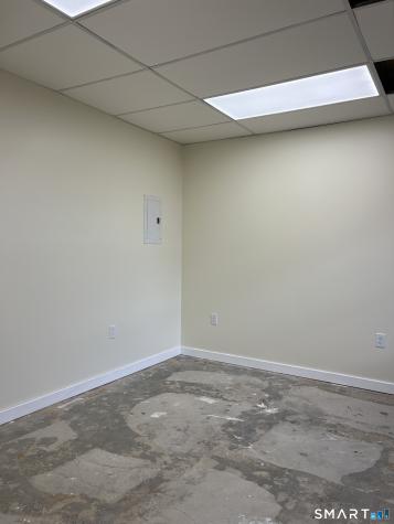 77 Pent Highway Wallingford CT 06492