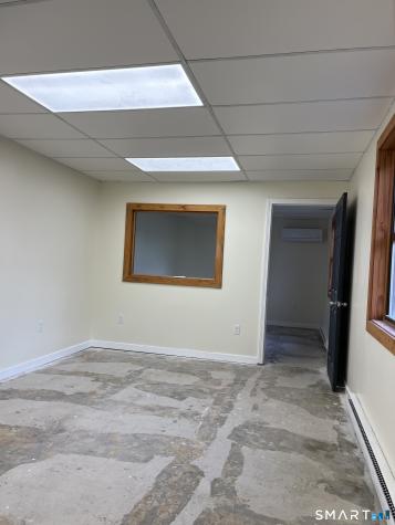 77 Pent Highway Wallingford CT 06492