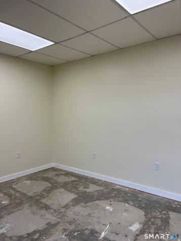 77 Pent Highway Wallingford CT 06492