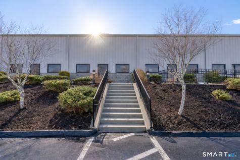 13 West Parkway Plainfield CT 06374