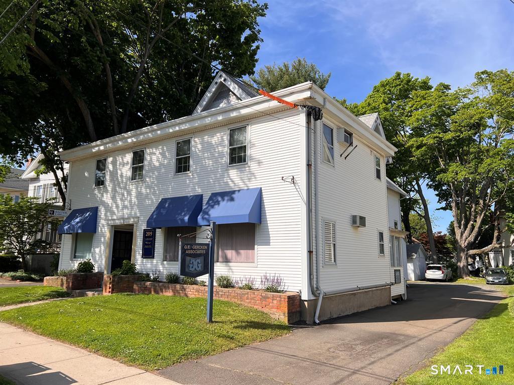 209 Montowese Street Branford CT 06405