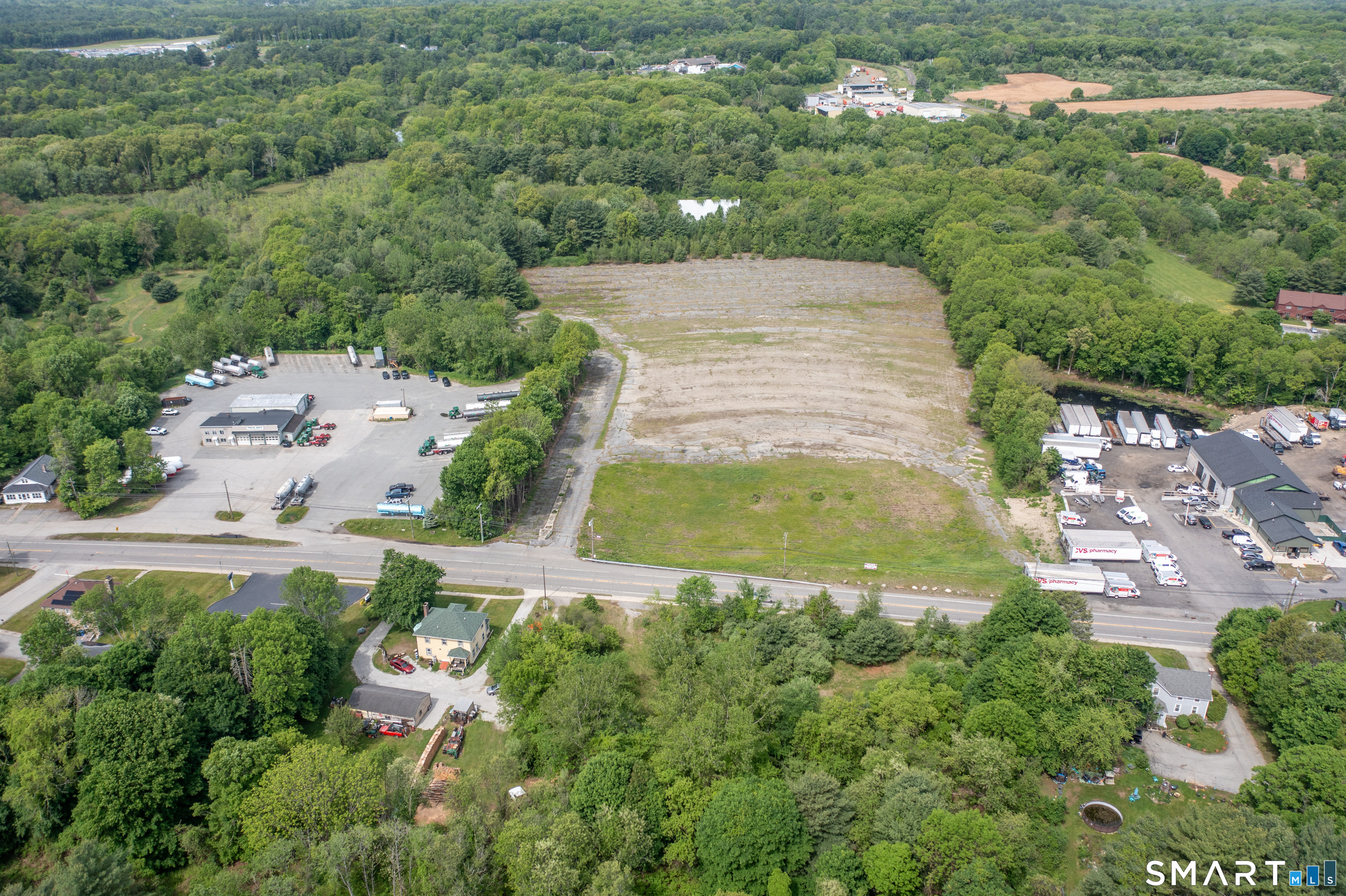 899 North Main Street Killingly CT 06239