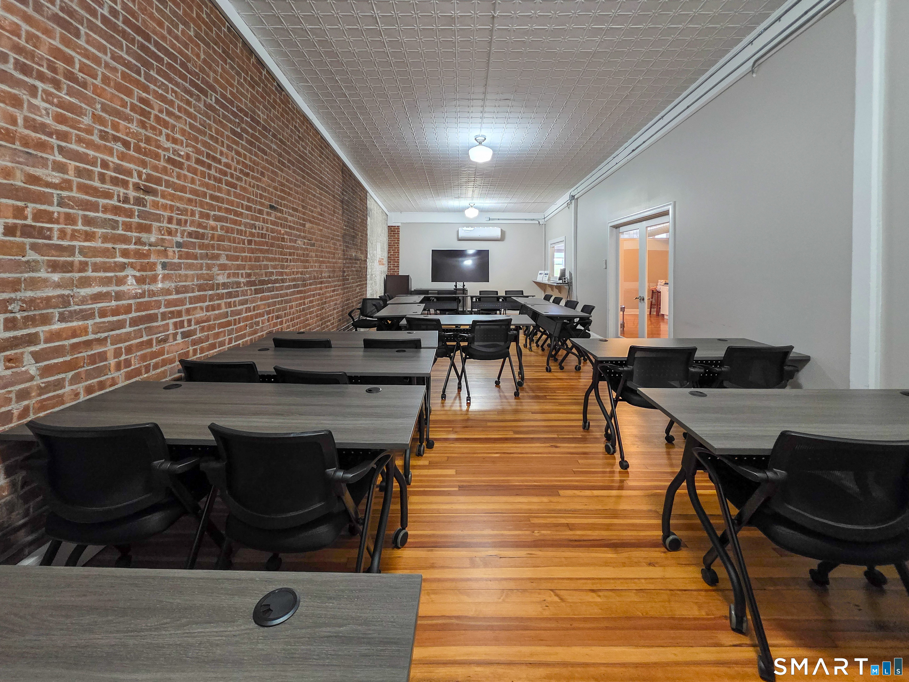 40 N. Main Street Wallingford CT 06492