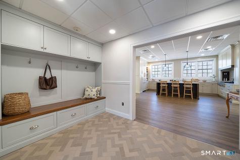 2614 Boston Post Road Guilford CT 06437