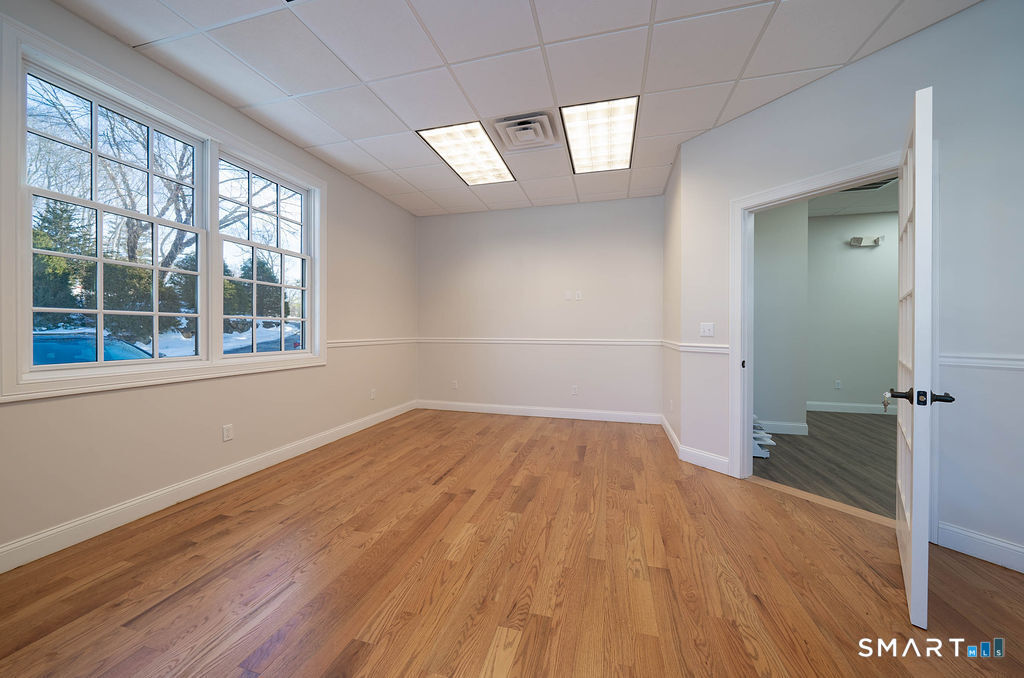 2614 Boston Post Road Guilford CT 06437