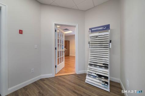 2614 Boston Post Road Guilford CT 06437