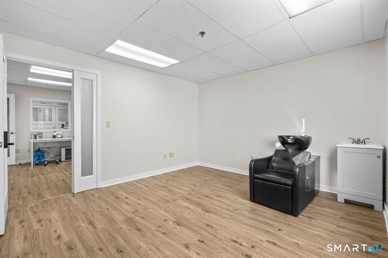 350 Silas Deane Highway Wethersfield CT 06109