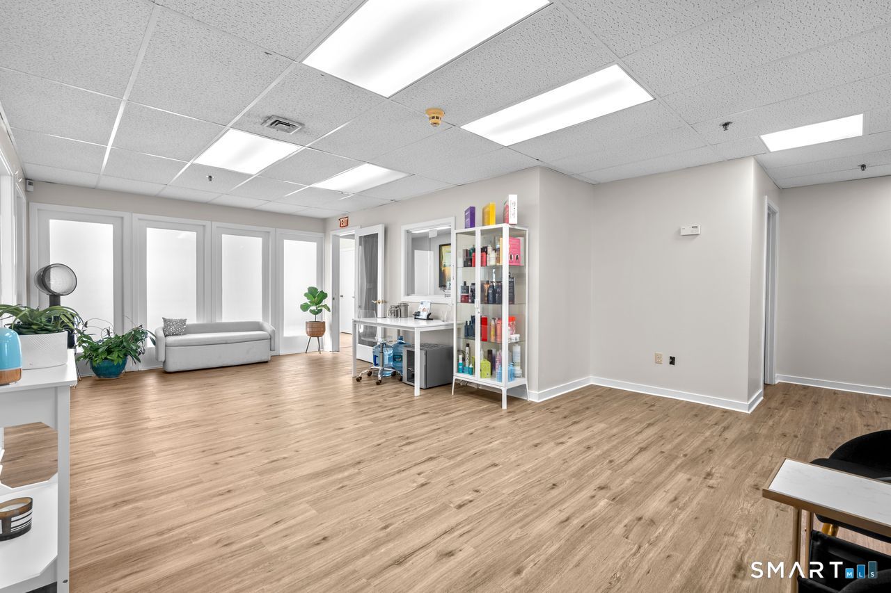 350 Silas Deane Highway Wethersfield CT 06109
