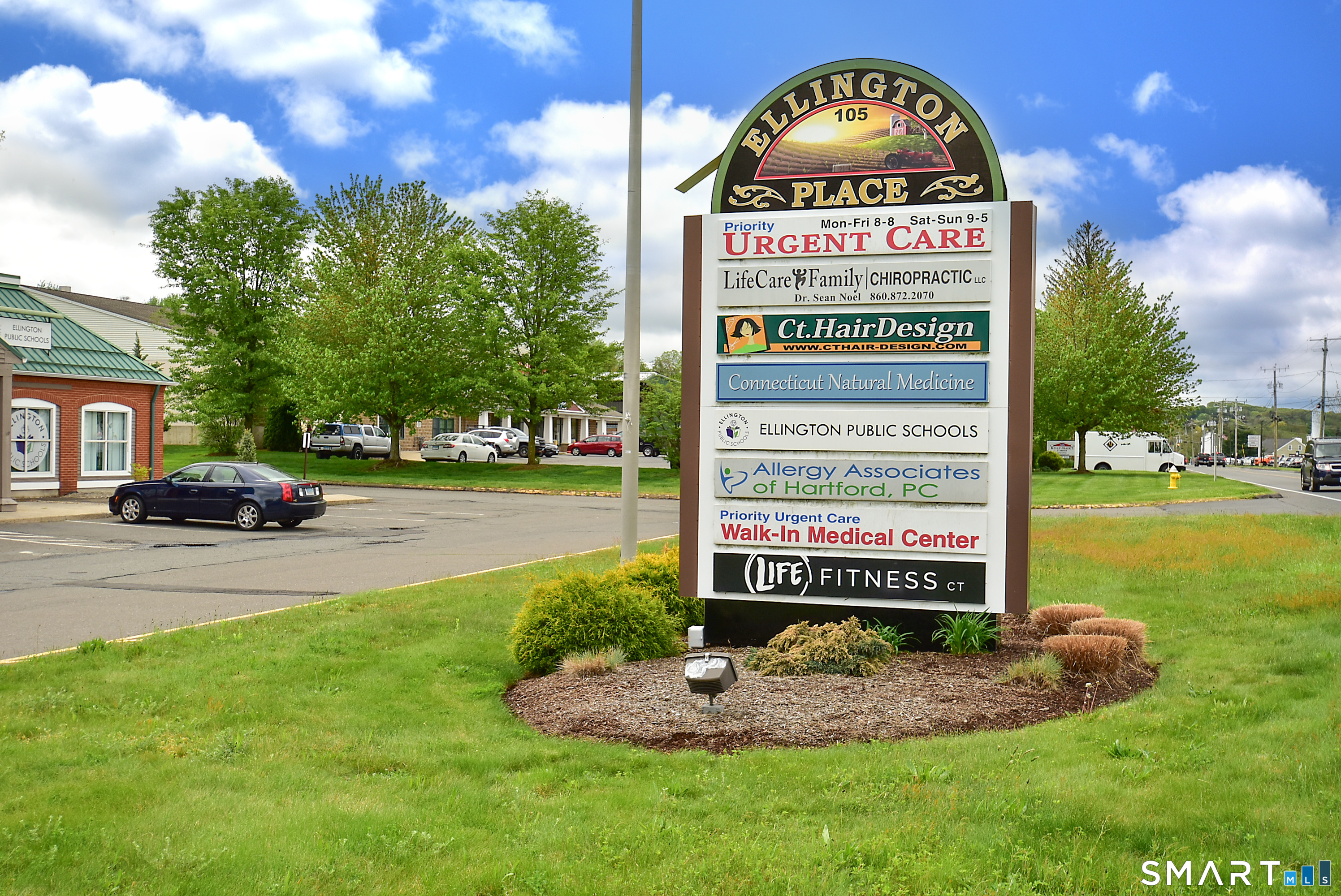 105 West Road Ellington CT 06029