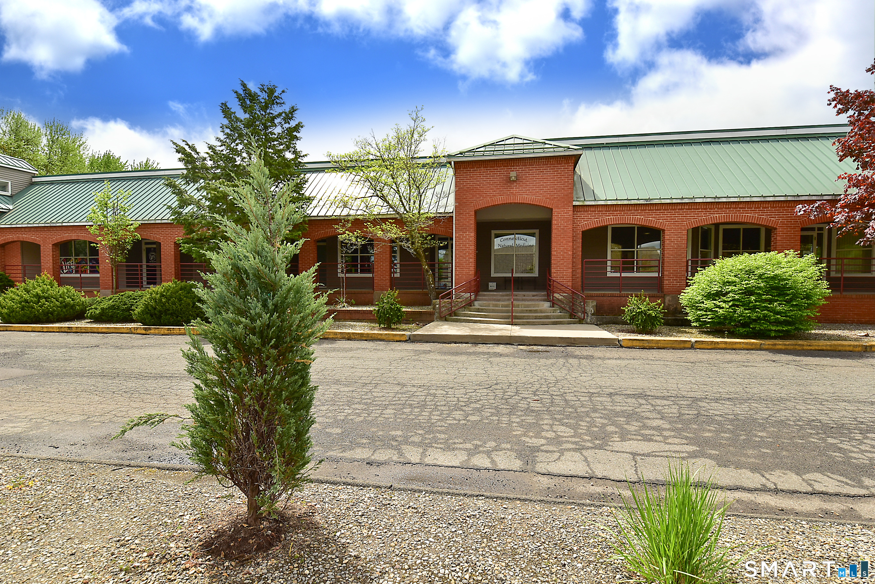105 West Road Ellington CT 06029