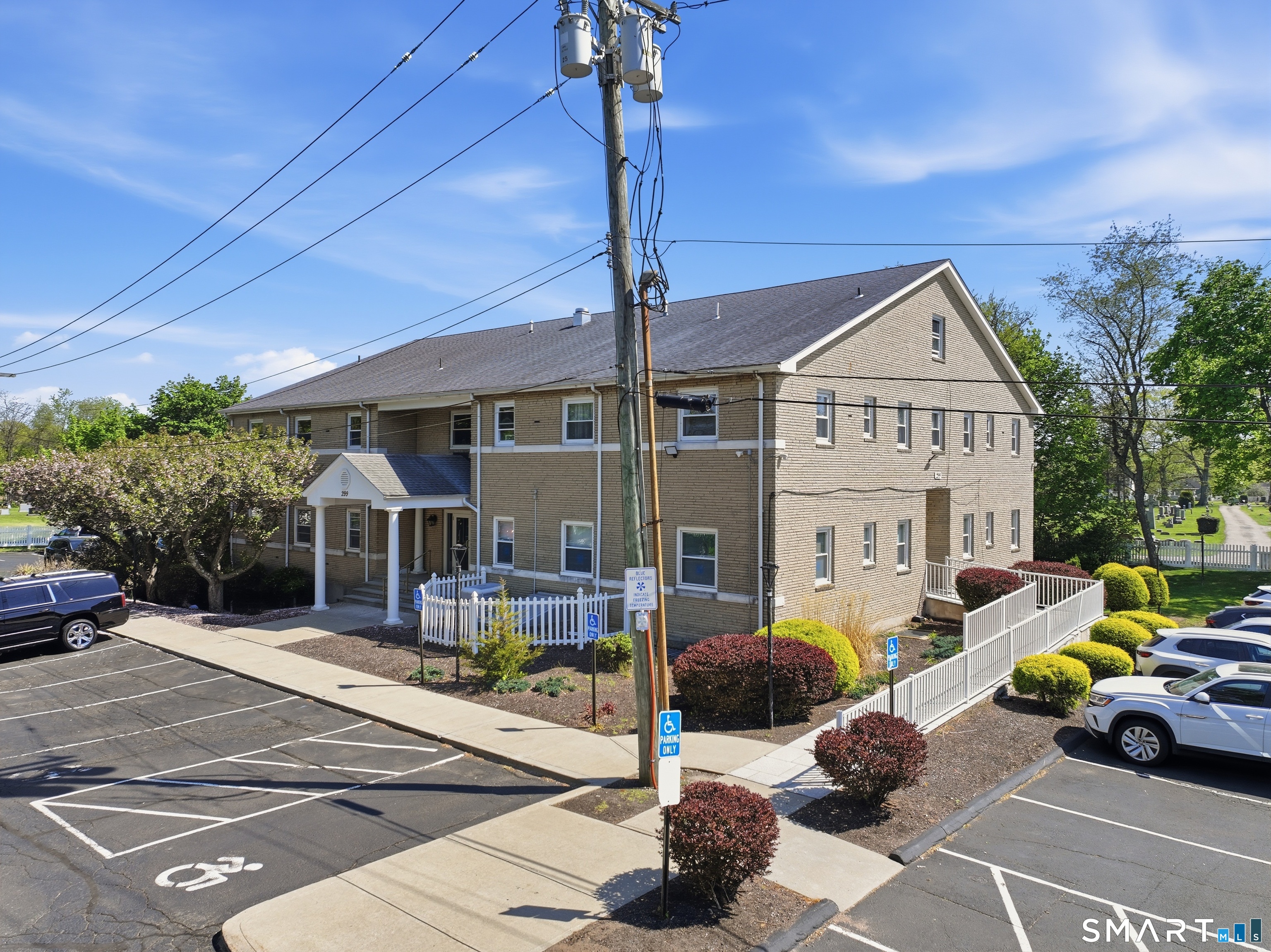 299 Washington Avenue Hamden CT 06518