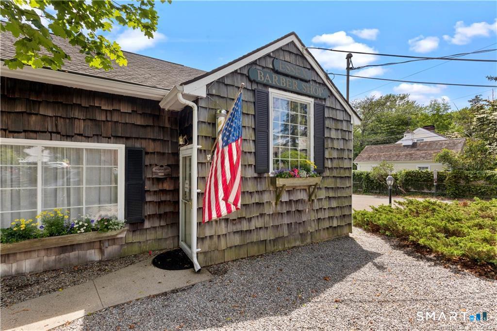 15 Nott Lane Essex CT 06426